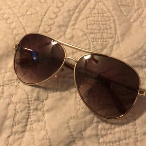 Steve Madden sunglasses